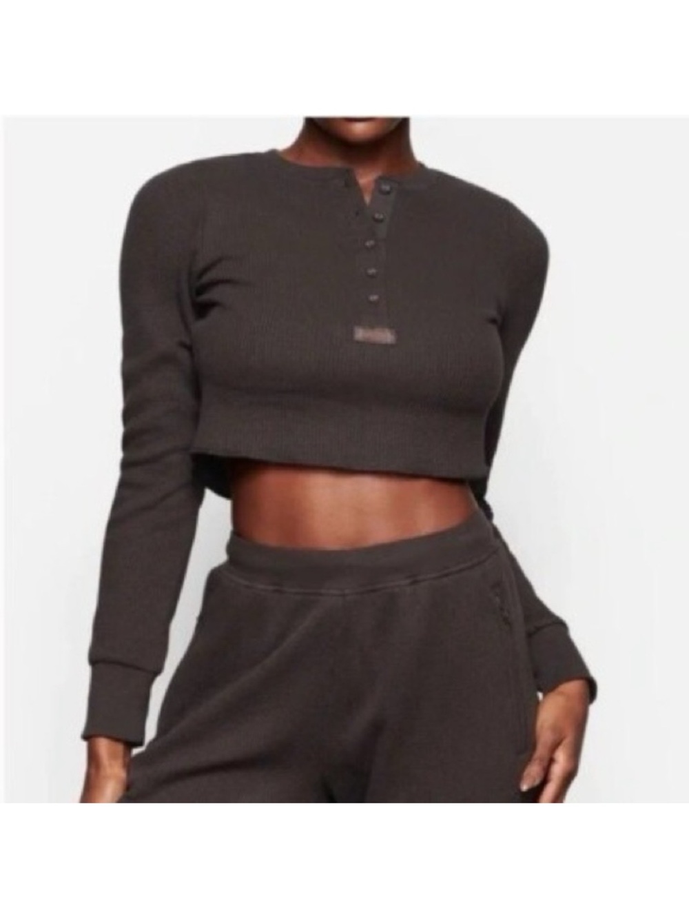 Cropped Waffle Ribbed Henley Long-Sleeve Top - Chocolatw Brown